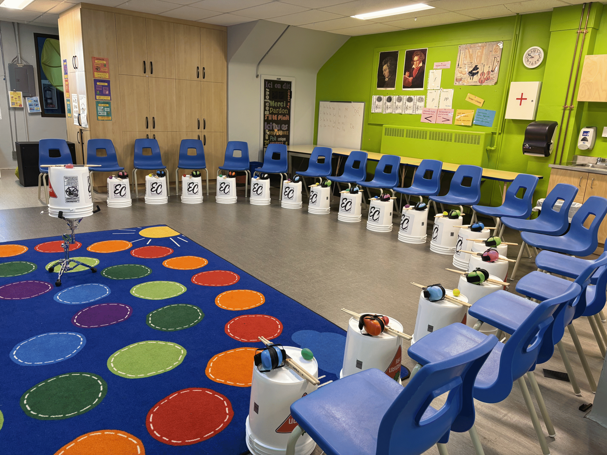 ÉCOLE-SHOT-1